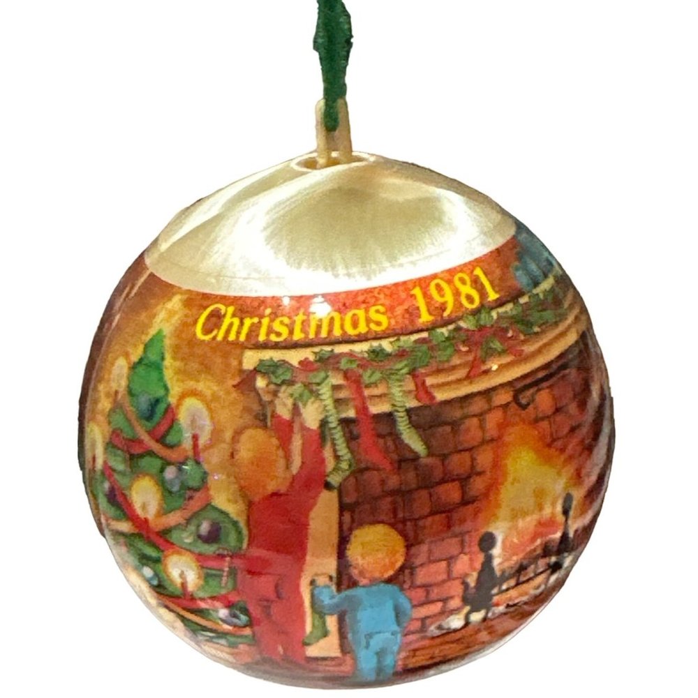 VTG Grandmother Dated 1980 Hallmark Cards Glass Ornament Christmas 1981 (BOXED)